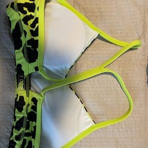 fleo neon leopard reinette sports bra